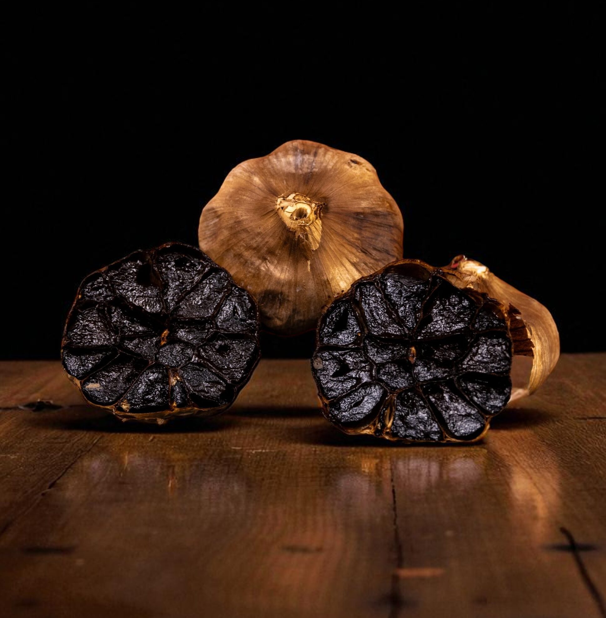 Black garlic – 1 bulb